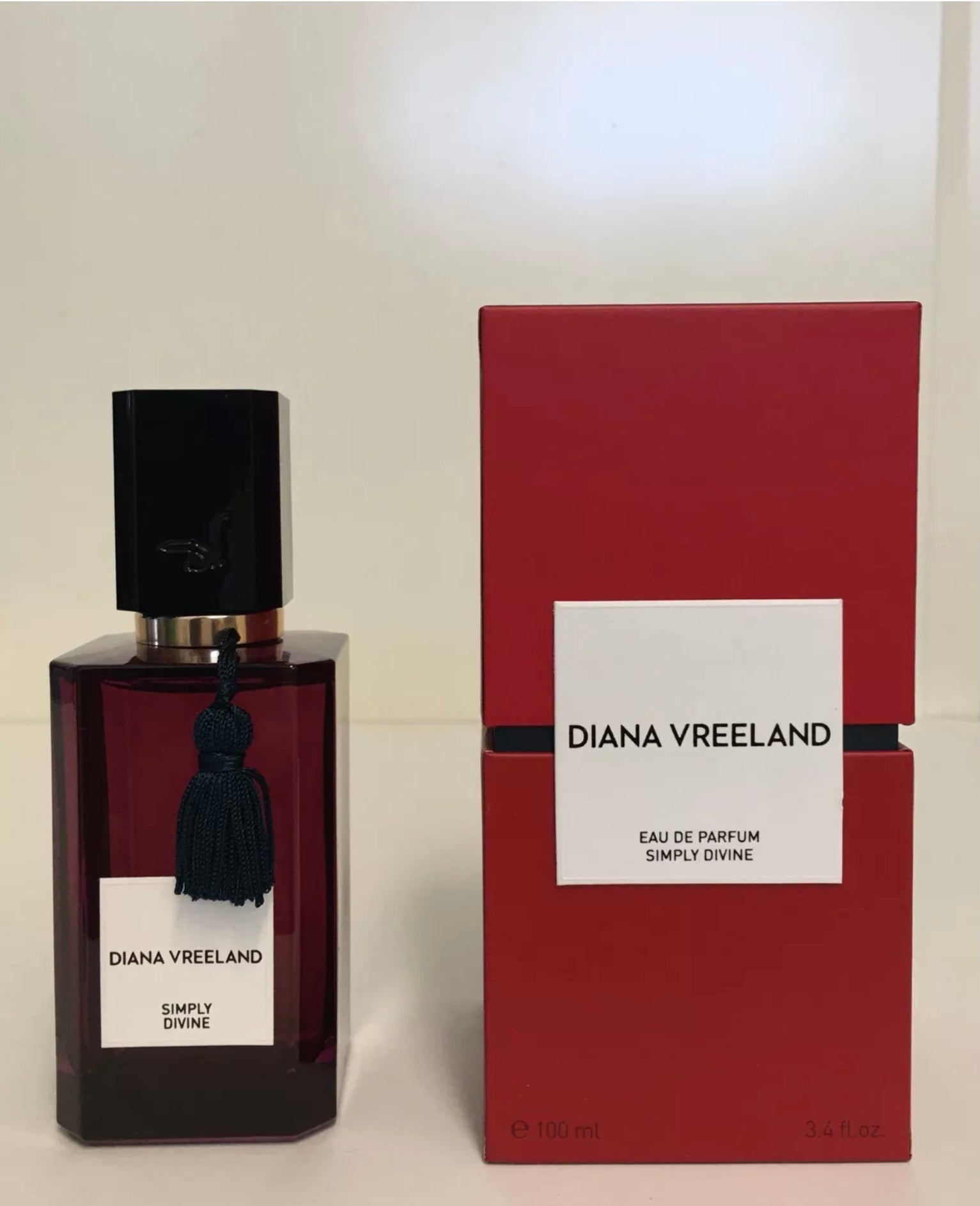 Diana vreeland simply cheap divine